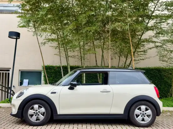 MINI-COOPER-1.5 12V TWINPOWER GASOLINA EXCLUSIVE 2P STEPTRONIC MINI-COOPER-2018