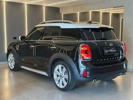 MINI-COUNTRYMAN-2019