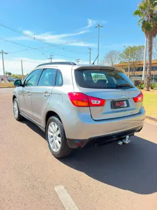 MITSUBISHI-ASX-2014