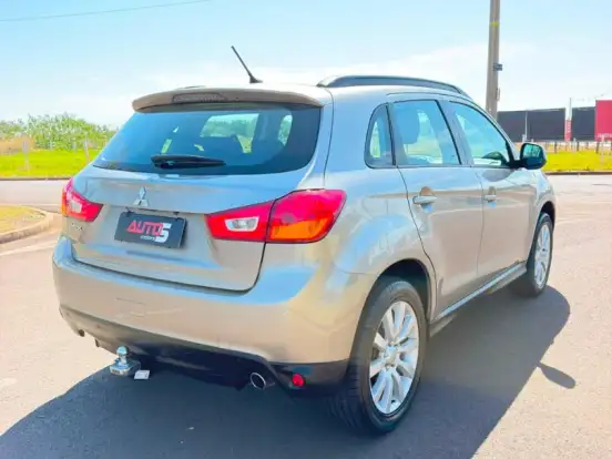MITSUBISHI-ASX-2.0 4X2 16V GASOLINA 4P AUTOMÁTICO MITSUBISHI-ASX-2014