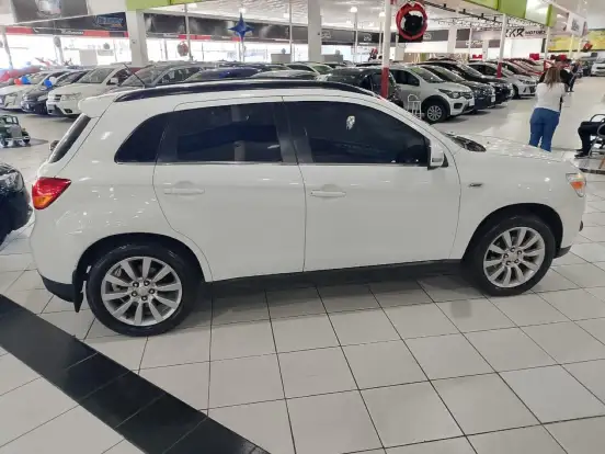 MITSUBISHI-ASX-2015