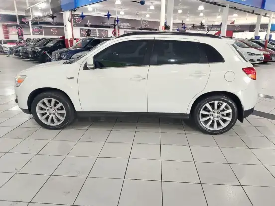 MITSUBISHI-ASX-2015