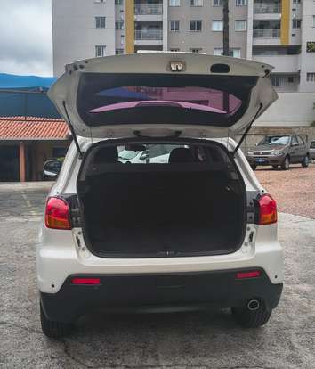 MITSUBISHI-ASX-2012
