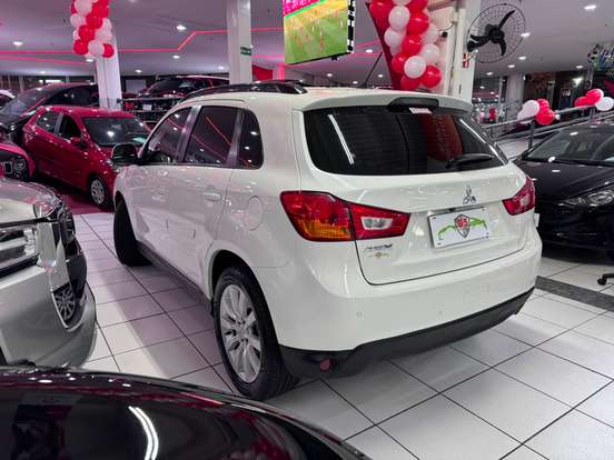MITSUBISHI-ASX-2015