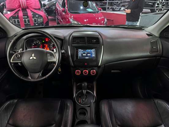 MITSUBISHI-ASX-2015