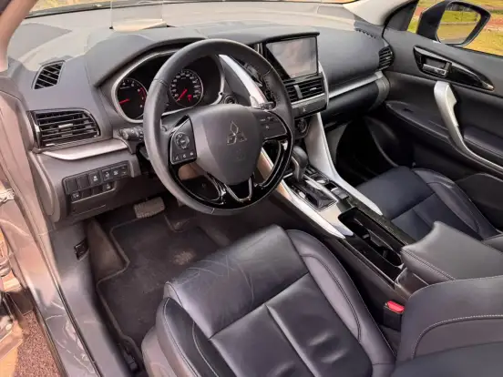 MITSUBISHI-ECLIPSE CROSS-2023