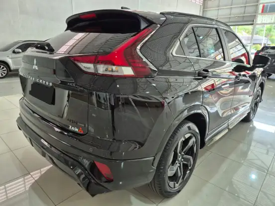 MITSUBISHI-ECLIPSE CROSS-1.5 MIVEC TURBO GASOLINA HPE-S BLACK S-AWC CVT MITSUBISHI-ECLIPSE CROSS-2025