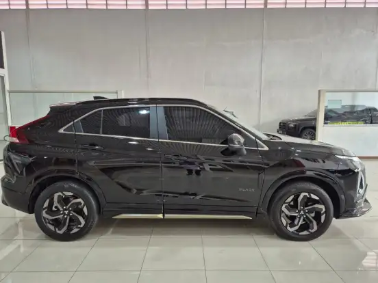 MITSUBISHI-ECLIPSE CROSS-2025