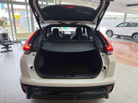 MITSUBISHI-ECLIPSE CROSS-1.5 MIVEC TURBO GASOLINA HPE BLACK CVT MITSUBISHI-ECLIPSE CROSS-2025