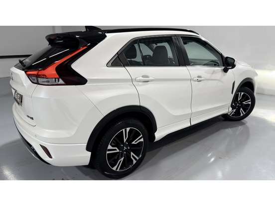 MITSUBISHI-ECLIPSE CROSS-2023