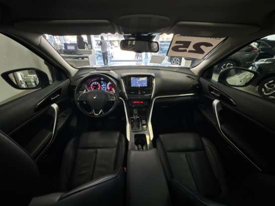 MITSUBISHI-ECLIPSE CROSS-2024