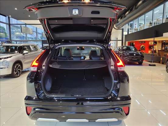 MITSUBISHI-ECLIPSE CROSS-2024
