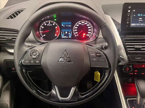 MITSUBISHI-ECLIPSE CROSS-1.5 MIVEC TURBO GASOLINA RUSH CVT MITSUBISHI-ECLIPSE CROSS-2026