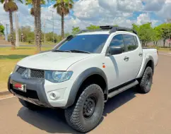 MITSUBISHI L200 SAVANA 3.2 4X4 16V TURBO INTERCOOLER DIESEL 4P MANUAL MITSUBISHI L200 SAVANA 3.2 4X4 16V TURBO INTERCOOLER DIESEL 4P MANUAL
