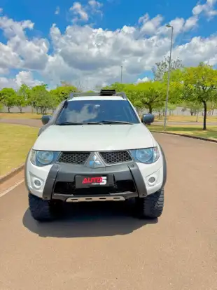 MITSUBISHI-L200 SAVANA-2013
