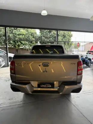 MITSUBISHI-L200 TRITON-2016