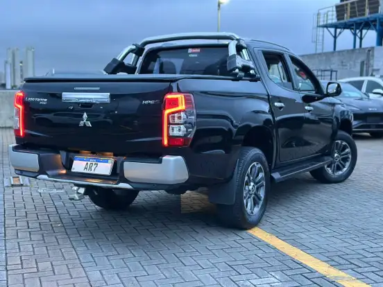 MITSUBISHI-L200 TRITON-2.4 16V TURBO DIESEL SPORT HPE-S CD 4P 4X4 AUTOMÁTICO MITSUBISHI-L200 TRITON-2021