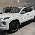 MITSUBISHI L200 TRITON 2.4 16V TURBO DIESEL SPORT HPE CD 4P 4X4 AUTOMÁTICO MITSUBISHI L200 TRITON 2.4 16V TURBO DIESEL SPORT HPE CD 4P 4X4 AUTOMÁTICO