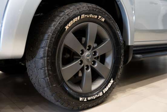 MITSUBISHI-L200 TRITON-2019