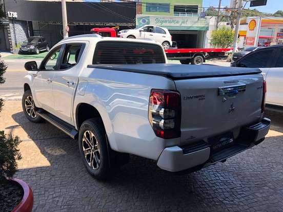 MITSUBISHI-L200 TRITON-2022