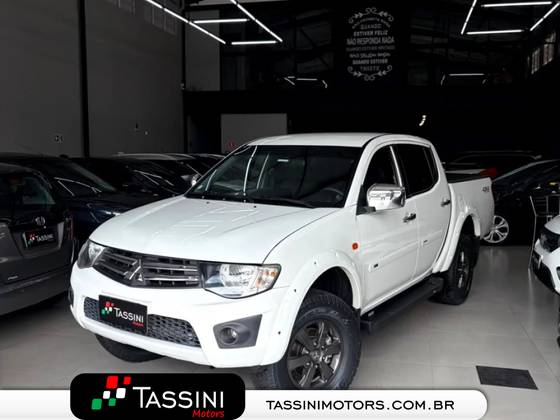 MITSUBISHI L200 TRITON 3.2 GLX 4X4 CD 16V TURBO INTERCOLER DIESEL 4P MANUAL