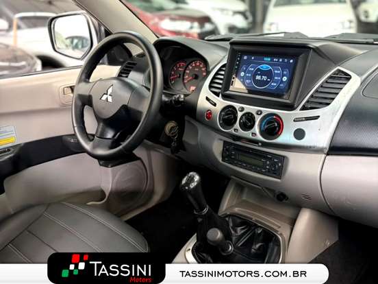 MITSUBISHI-L200 TRITON-3.2 GLX 4X4 CD 16V TURBO INTERCOLER DIESEL 4P MANUAL MITSUBISHI-L200 TRITON-2015