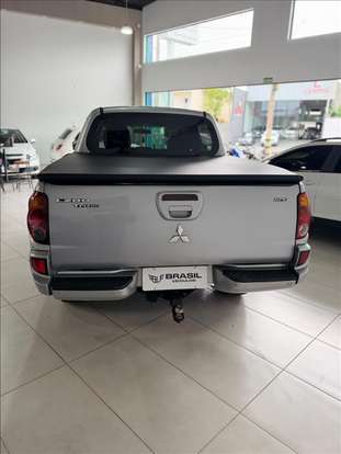 MITSUBISHI-L200 TRITON-3.2 HPE 4X4 CD 16V TURBO INTERCOOLER DIESEL 4P AUTOMÁTICO MITSUBISHI-L200 TRITON-2010