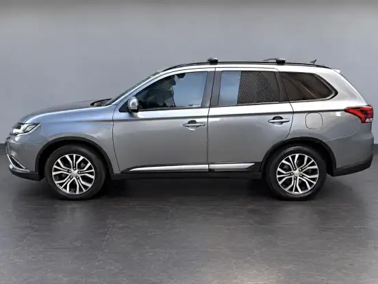 MITSUBISHI-OUTLANDER-2.0 16V GASOLINA 4P AUTOMÁTICO MITSUBISHI-OUTLANDER-2015