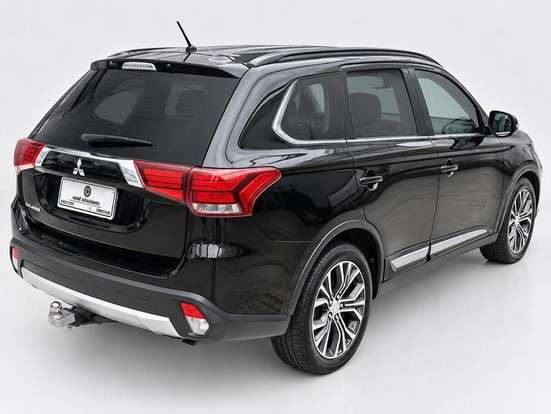 MITSUBISHI-OUTLANDER-2.0 16V GASOLINA 4P AUTOMÁTICO MITSUBISHI-OUTLANDER-2015