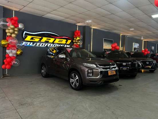 MITSUBISHI-OUTLANDER-2.0 MIVEC GASOLINA HPE AUTOMÁTICO MITSUBISHI-OUTLANDER-2021