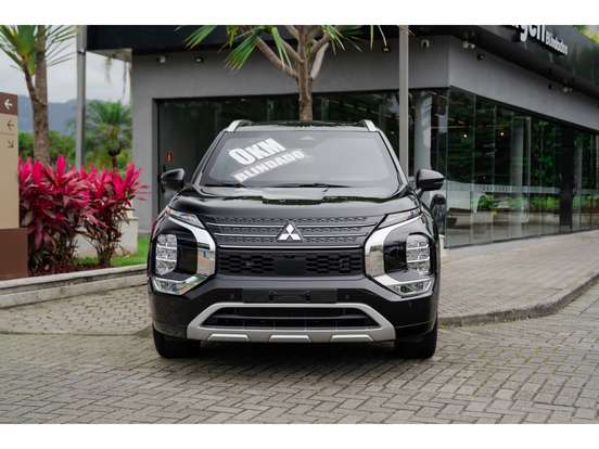 MITSUBISHI-OUTLANDER-2026