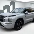 MITSUBISHI OUTLANDER 2.4 PHEV SIGNATURE S-AWC DHT MITSUBISHI OUTLANDER 2.4 PHEV SIGNATURE S-AWC DHT