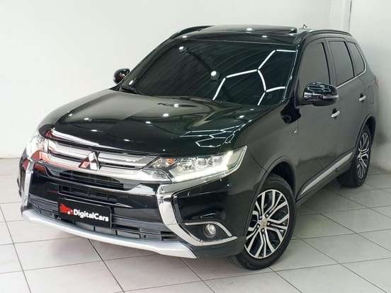 MITSUBISHI-OUTLANDER-3.0 GT 4X4 V6 24V GASOLINA 4P AUTOMÁTICO MITSUBISHI-OUTLANDER-2015