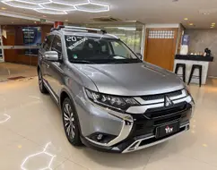 MITSUBISHI OUTLANDER 3.0 MIVEC V6 GASOLINA HPE-S AWD AUTOMÁTICO MITSUBISHI OUTLANDER 3.0 MIVEC V6 GASOLINA HPE-S AWD AUTOMÁTICO
