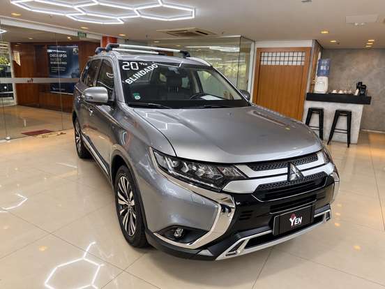 MITSUBISHI-OUTLANDER-3.0 MIVEC V6 GASOLINA HPE-S AWD AUTOMÁTICO MITSUBISHI-OUTLANDER-2020