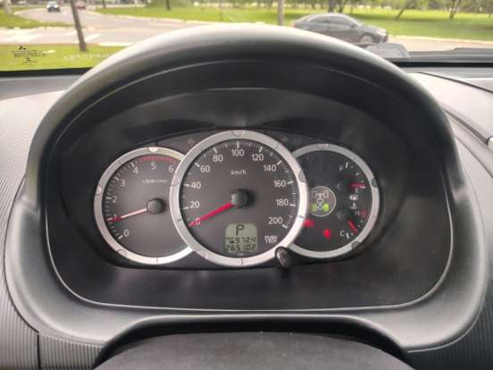 MITSUBISHI-PAJERO-2017