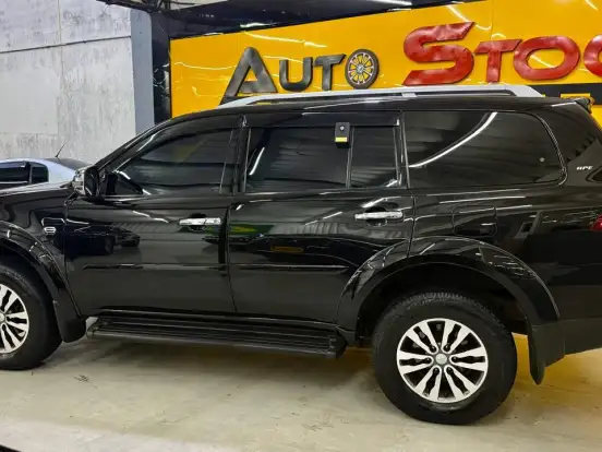 MITSUBISHI-PAJERO DAKAR-3.2 HPE 4X4 7 LUGARES 16V TURBO INTERCOOLER DIESEL 4P AUTOMÁTICO MITSUBISHI-PAJERO DAKAR-2017