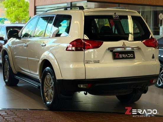 MITSUBISHI-PAJERO DAKAR-2014