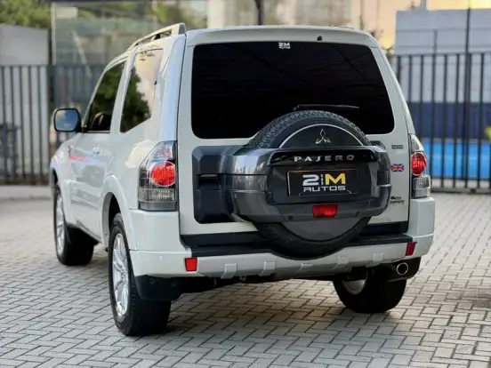MITSUBISHI-PAJERO FULL-3.2 HPE 4X4 16V TURBO INTERCOOLER DIESEL 2P AUTOMÁTICO MITSUBISHI-PAJERO FULL-2019
