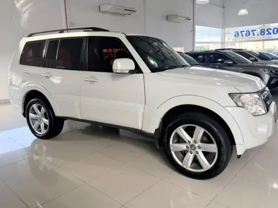 MITSUBISHI-PAJERO FULL-3.2 HPE 4X4 16V TURBO INTERCOOLER DIESEL 4P AUTOMÁTICO MITSUBISHI-PAJERO FULL-2013