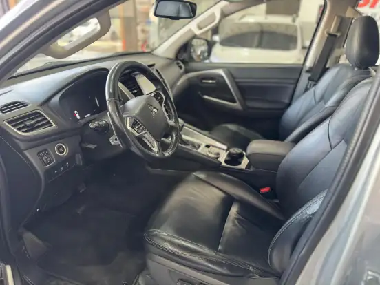 MITSUBISHI-PAJERO SPORT-2.4 16V MIVEC TURBO DIESEL HPE-S AWD AUTOMÁTICO MITSUBISHI-PAJERO SPORT-2020