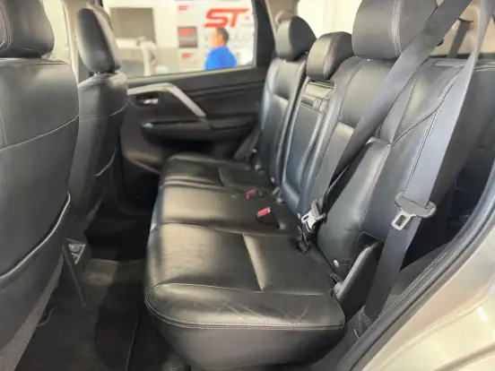 MITSUBISHI-PAJERO SPORT-2.4 16V MIVEC TURBO DIESEL HPE-S AWD AUTOMÁTICO MITSUBISHI-PAJERO SPORT-2020