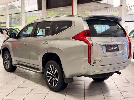 MITSUBISHI-PAJERO SPORT-2.4 16V MIVEC TURBO DIESEL HPE AWD AUTOMÁTICO MITSUBISHI-PAJERO SPORT-2019