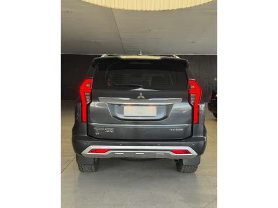 MITSUBISHI-PAJERO SPORT-2.4 16V MIVEC TURBO DIESEL HPE-S AWD AUTOMÁTICO MITSUBISHI-PAJERO SPORT-2021