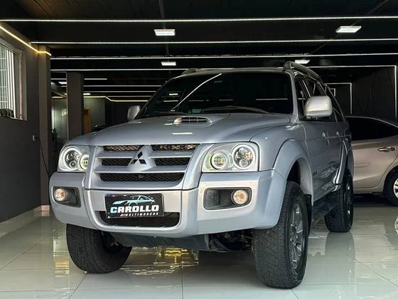 MITSUBISHI PAJERO SPORT 3.5 HPE 4X4 V6 24V FLEX 4P AUTOMÁTICO