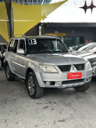 MITSUBISHI-PAJERO TR4-2013