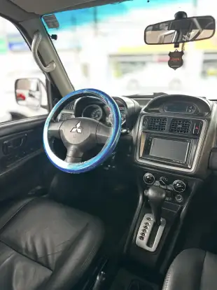 MITSUBISHI-PAJERO TR4-2013
