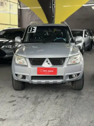 MITSUBISHI-PAJERO TR4-2013