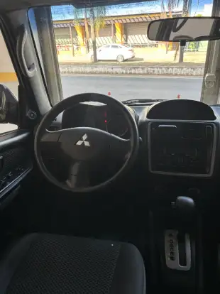 MITSUBISHI-PAJERO TR4-2011