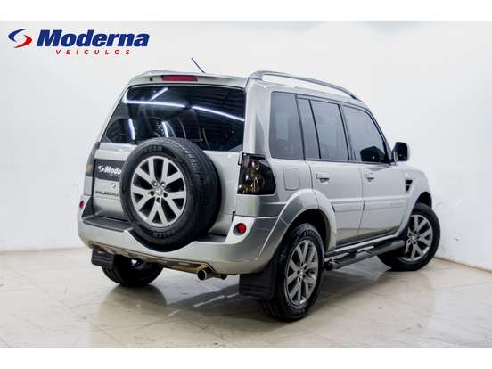 MITSUBISHI-PAJERO TR4-2.0 4X2 16V 140CV FLEX 4P AUTOMÁTICO MITSUBISHI-PAJERO TR4-2014